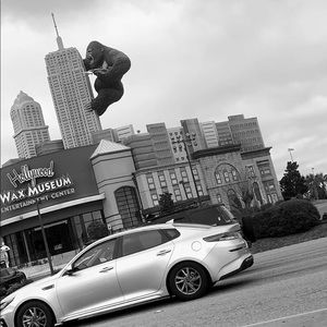 Meet your Posher, Neida